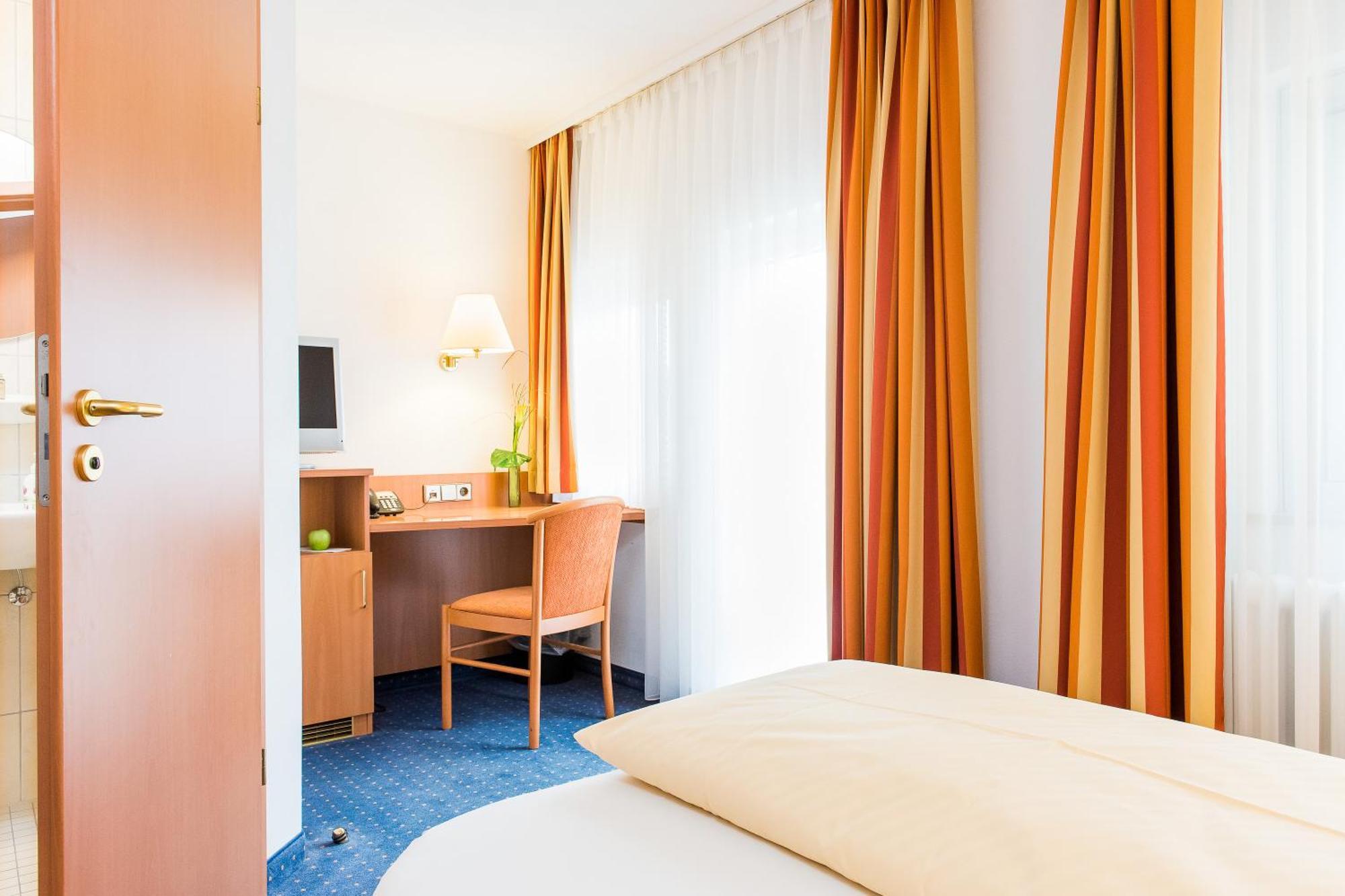 Hydepark Hotel Haidkapelle Luaran gambar