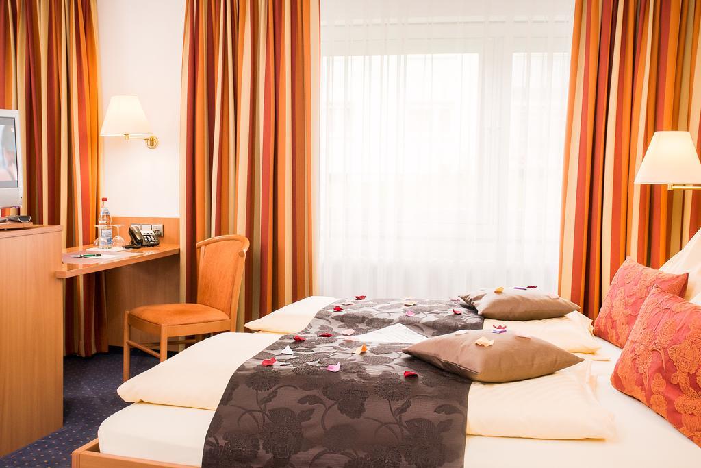 Hydepark Hotel Haidkapelle Luaran gambar
